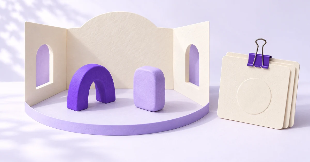 Un teatro de papel crema contiene un arco morado y una forma redondeada lila; al lado, fichas crema con un círculo en relieve están sujetas con un clip morado.